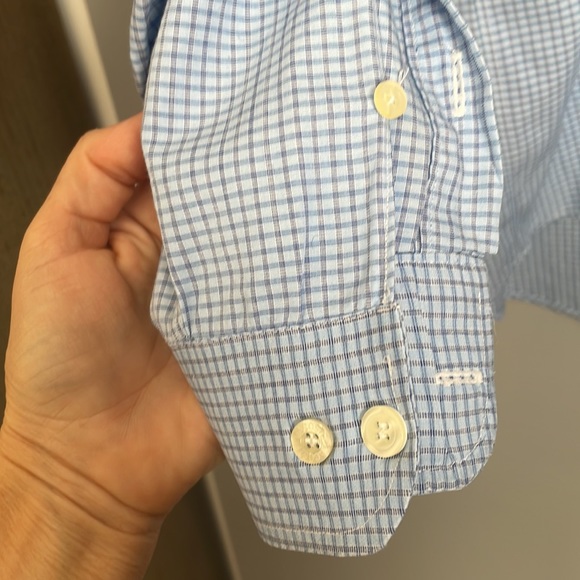 Lacoste button down shirt, size 44 - Picture 7 of 8